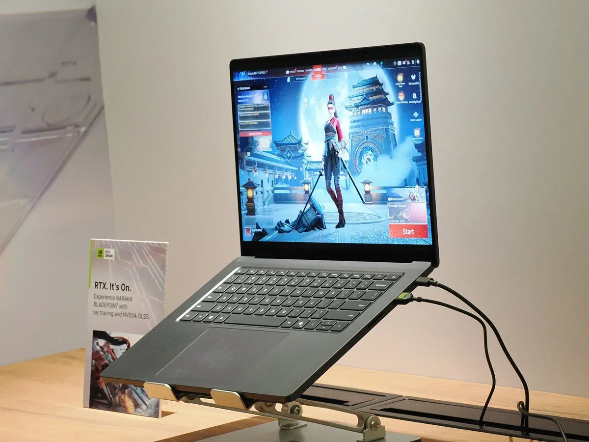 Surface Laptop Ultra 超級筆電( NVIDIA RTX Spark N1X/32G/1TB)